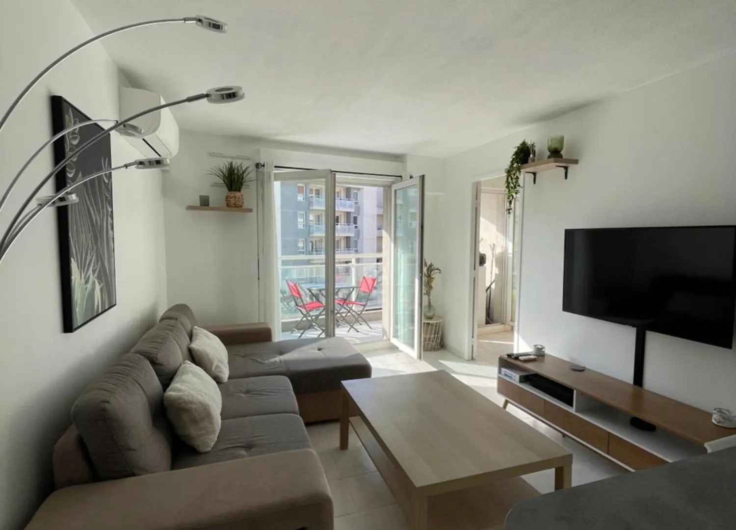 Le Soleil Nicois, Proche Du Port Apartamento Nice